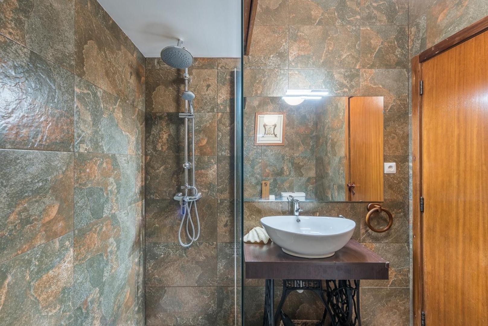 Guestready - Woodwork * Oporto