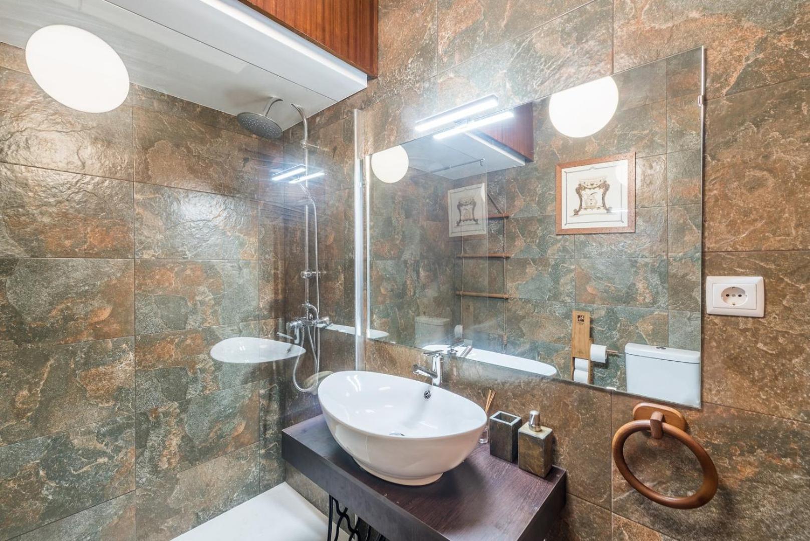 Guestready - Woodwork *
